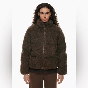 ARITZIA TNA Mega Puff
